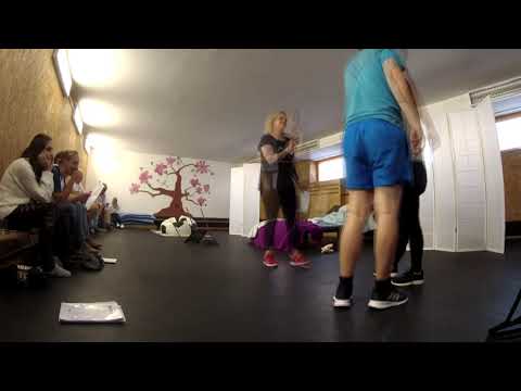 HOREM PÁDEM na divadle!