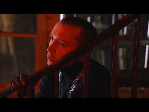Twenty One Pilots - Routines In The Night (Official Video)