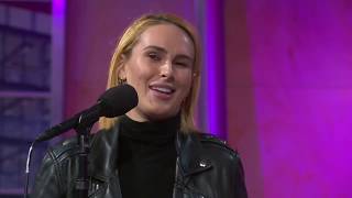 Rumer Willis and cast of &#39;Love, Actually Live&#39; perform &#39;Take Me As I Am&#39;