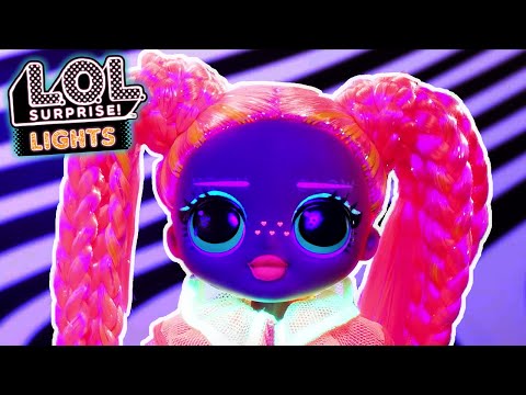LOL MGA Lights Pets with Real Hair & 9 Surprises Including Black Light Surprises