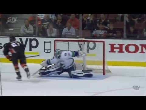 Shootout: Canucks vs Ducks