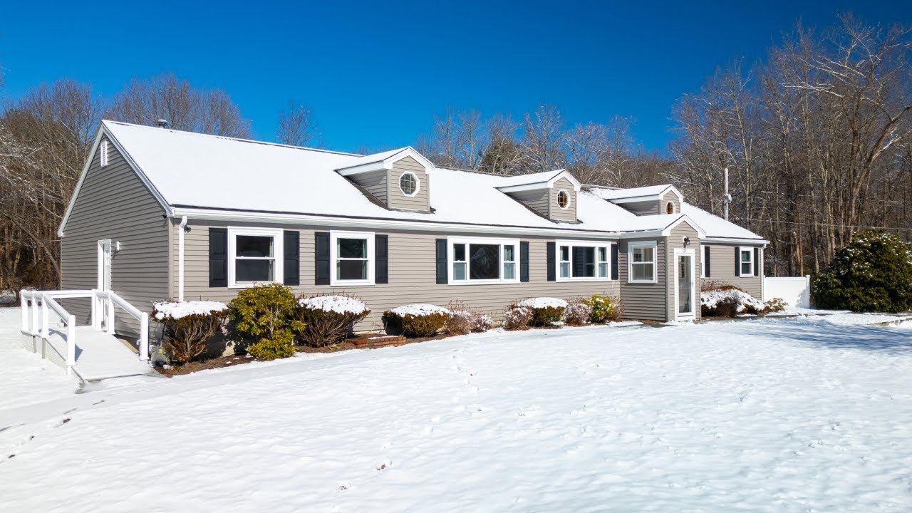 Welcome to 692 Main St Hanson MA!