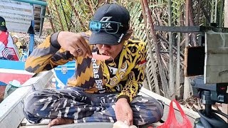 Download lagu PECAH' REKOR 'SAAT MANCING DI SUNGAI PADUAN BERSAMA PEMANCING KUBU RAYA.  mp3