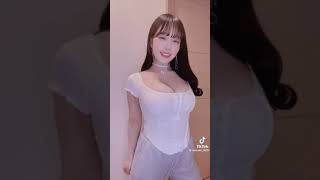 【TikTok】おっぱいダンス