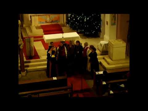 Božićni koncert Ženske klape Čuvite u crkvi Sv. Stjepana u Grohotama 06.01.2018.