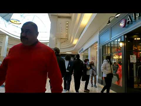 image-Is Destiny USA one of the biggest malls?