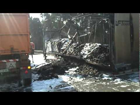Brand - LKW auf der BAB13 - Bestensee - Groß Köris am 10.03.2011