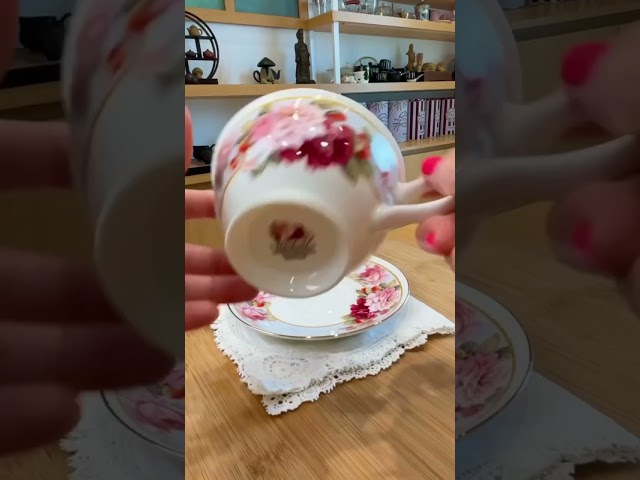 Vídeo relacionado con Taza del Elche | Ser del Elche Mola un Huevo + Caramelos ElcheForte | Tazas de Desayuno | Idea de Regalo F.C Elche | Regalo de Taza de Fútbol | Taza de Café, Té o Infusiones | Cerámica Calidad 350ML