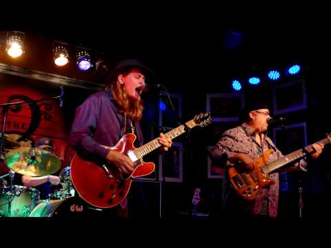 JL Fulks 2017 01 18 Boca Raton, Florida - The Funky Biscuit - Open for Tab Benoit