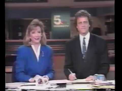 R.E.M. 1993-01 - 'First Thing In The Morning', WMAQ TV, Chicago, USA