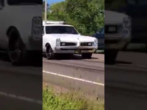 Tanners 66 GTO burnouts for distance!!