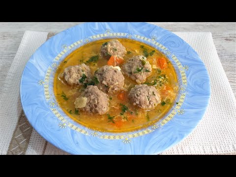 Sopa de verduras con albóndigas-deliciosa y saludable