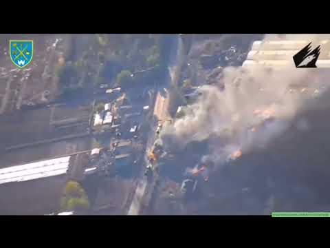 Ukraine war footage, HIMARS strike a Russian convoy of 11 trucks in Kherson region