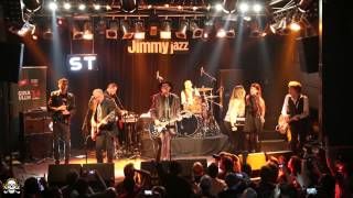 Siniestro Total (Bailaré sobre tu Tumba)