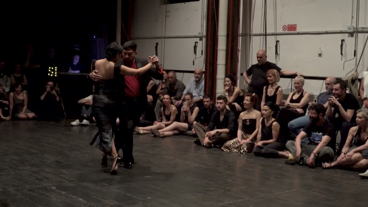 Video thumbnail for Corina Herrera y Octavio Fernandez Milonga Si - tango club - Bologna