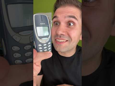 Mobile Games in the 2000s (Nokia 3310) - Sergio Encinas