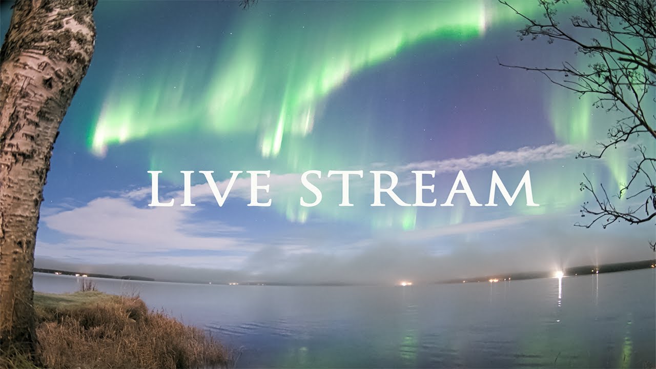 Aurores boréales au-dessus de la Laponie finlandaise
