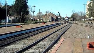 preview picture of video 'Maniobras en la estación de Mercedes (Bs. As.)'