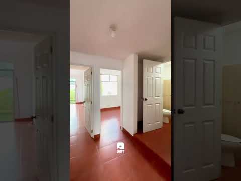 Casa en alquiler en San Lucas Sacatepéquez, 4 dormitorios, garage para 2 vehículos | ID: CS70