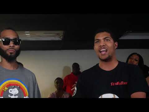 MichiGunn vs Skinwalker