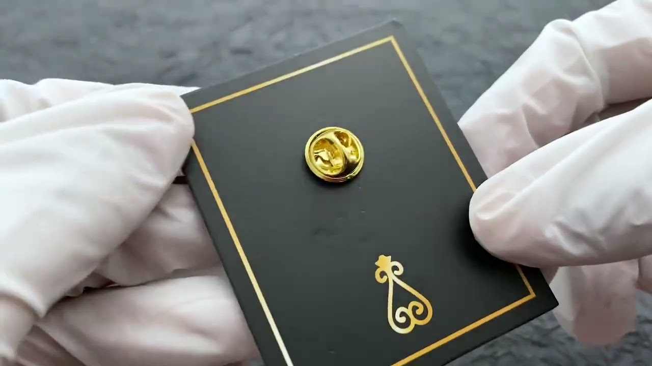 1644- Комбинированная булавка с ирландским и шведским флагами