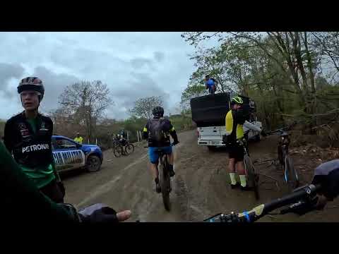 Sem fingimento, subida de 4km pesada do Quebra-Catraca 9 Edição