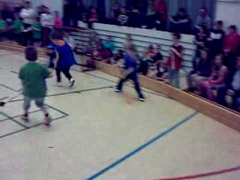 2010-04-11 HU-2003 Salibandy 4/11