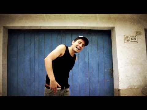 Paco Mendoza & Clan Urbano - Luchando y Cantando feat. Don Caramelo y Sarmiento