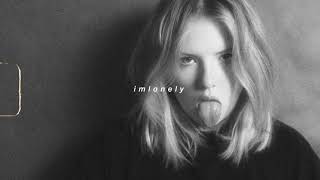 if i could i would feel nothing - blackbear (slowed down) &amp; reverb