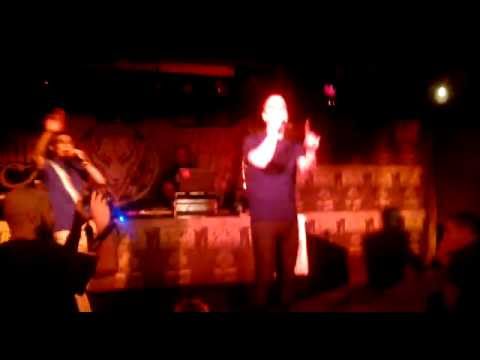 Yasin el tangerino y Signo 17-Sala Copernico 5