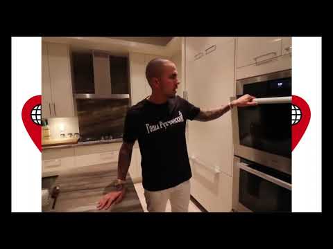 Kai Bent-Lee Gives Toronto House Tour