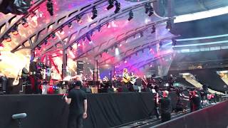 All Over The World    Jeff Lynne&#39;s ELO   Wembley 2017  *LIVE* FRONT ROW  *4K HD*