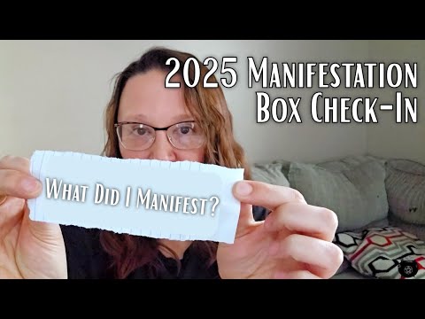 Thumbnail of What Came True? Opening My 2025 Manifestation Box ✨ [CC]