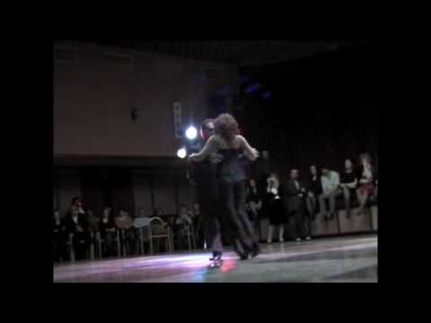  Giselle Anne  and  Gustavo Naveira  are  dancing  to  the  milonga  "  Mano Brava  "