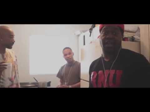 @IamParlae - #TalkToEM Vlog 1 Ft Lil Soulja Slim