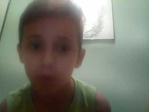 OMG.   Nekoj mi prati telefon.Bravo