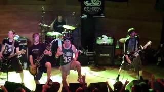 A Wilhelm Scream -  The King is Dead  (Curitiba - 04/06/10 - John Bull Music Hall)