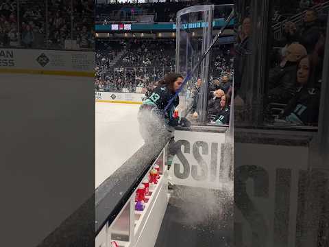 zoom zoom ⚡️ #SeattleKraken #NHL #hockey