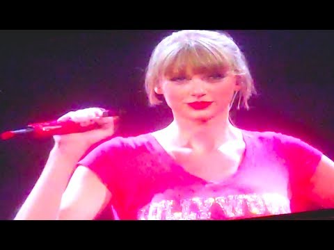 TAYLOR SWIFT SURPRISES CROWD WITH SPECIAL GUEST!