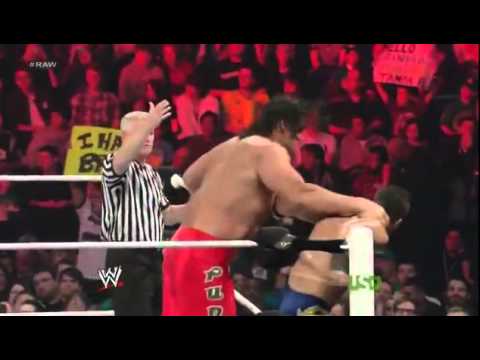 WWE Raw - The Great Khali & The Big Show vs. Primo & Epico
