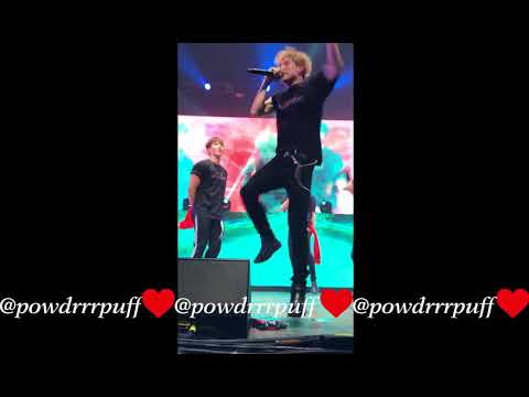 FANCAM - Monsta X 몬스타엑스 - FALLIN - The Connect World Tour - Newark 180722