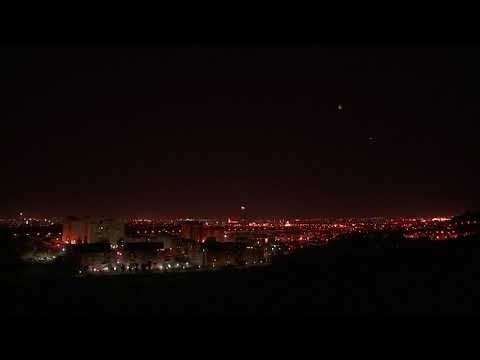 La luna roja sobre Sevilla