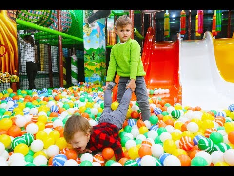 Nu pot ÎMPĂRȚI terenul de JOACĂ/ ALBERT nu s-a ȚINUT de Promsiune?