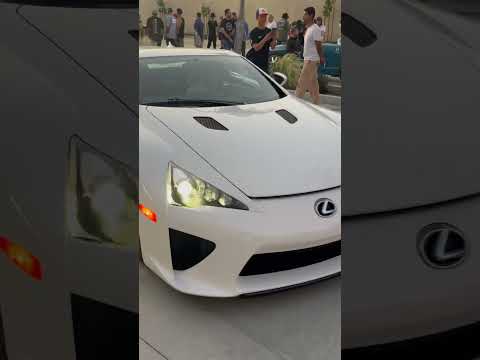 not a couple but FIVE Lexus LFA’s in one video all in different colors