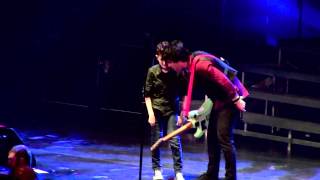 12y.o. Kid (Davis) sings Longview w/ Green Day gets guitar! Patriot Center HiRES 4.4.2013