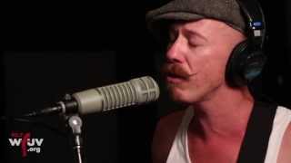 Foy Vance - &quot;Closed Hand, Full Of Friends&quot; (Live at WFUV)