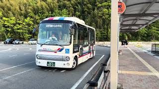 【滋賀バスポンチョ初のEDSS搭載車】甲賀市コミニティバス車番6021日野ポンチョ車種2DG-HX9JLCE工業団地口貴生川駅経由かふかの丘行き三雲駅南口バス停発車シーン