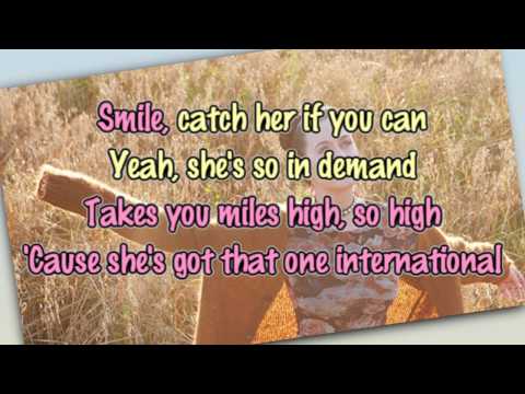 Katy Perry - International Smile [Karaoke / Instrumental]