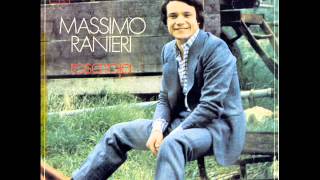 Kadr z teledysku Se Fue Mi Primavera (Erba Di Casa Mia) tekst piosenki Massimo Ranieri