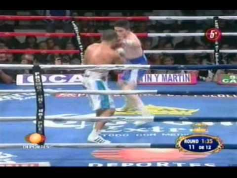 Ulises "El Archie" Solis Vs Luis Alberto "El Mosco" Lazarte Round 11